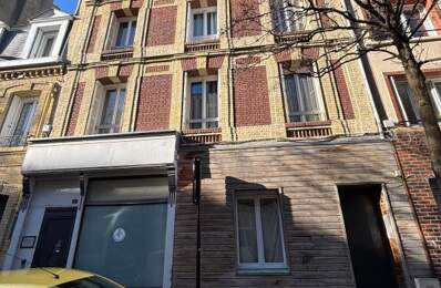Appartement À Vendre — photo du bien