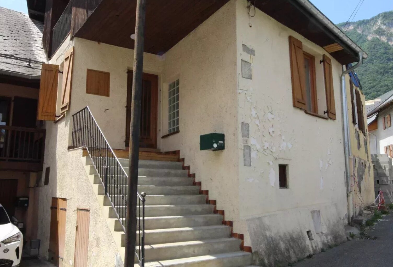 MAISON DE VILLAGE à SAINT-PIERRE-D'ALBIGNY — photo 1