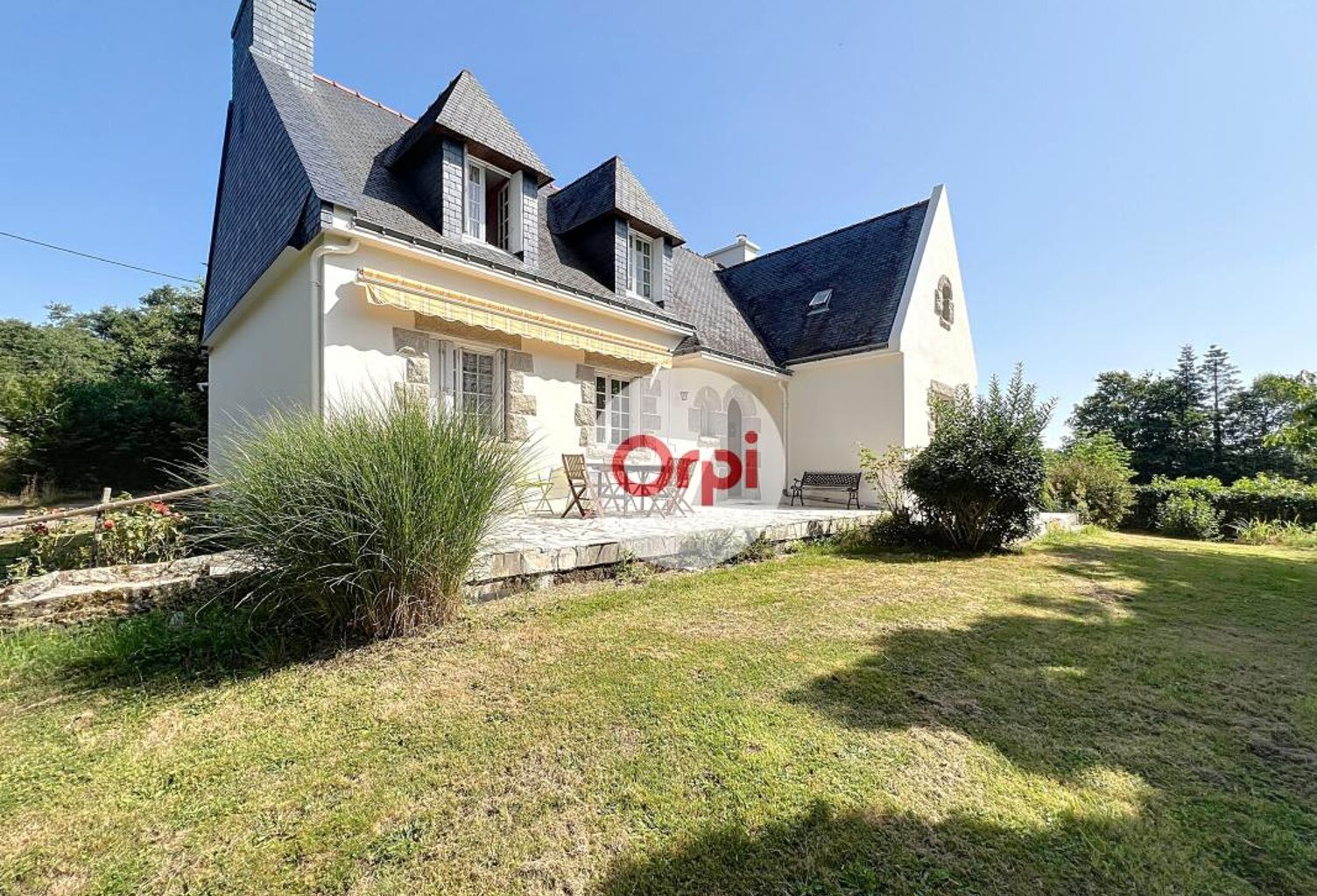 Maison de 180 m2 9 pièces à Pluherlin — photo 1