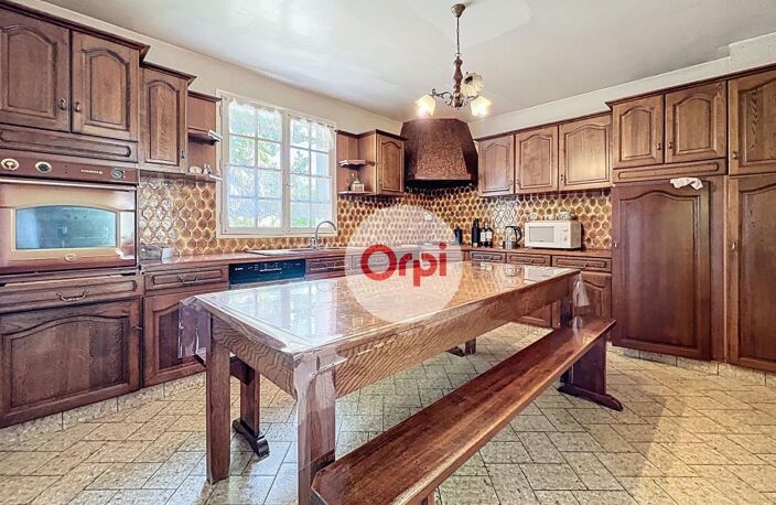 Maison de 180 m2 9 pièces à Pluherlin — photo 4