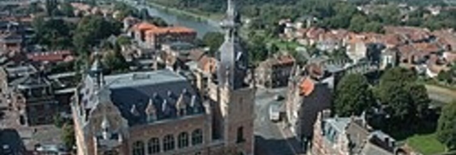 Immeuble  80 m² à vendre à Comines (59560)