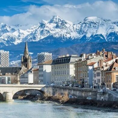 Commerce 4 pièces 145600 €