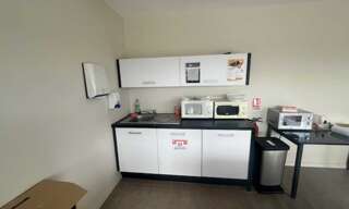 Bureau  619 m² à louer à Saint-Martin-des-Champs (29600)
