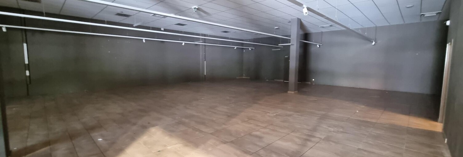 Commerce 1 Pièce 360 m² à louer à Saint-Pierre (97410)
