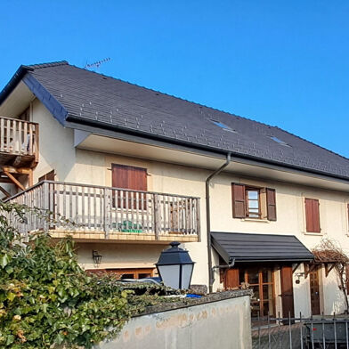 Appartement 4 pièces 300000 €