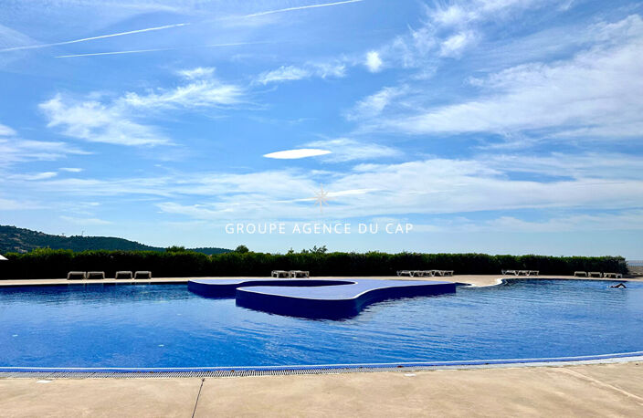 À VENDRE APPARTEMENT T2 VUE MER ET TERRASSE PLACE DE PARKING PRIVATIVE PISCINE, AUX ISSAMBRES — photo 3
