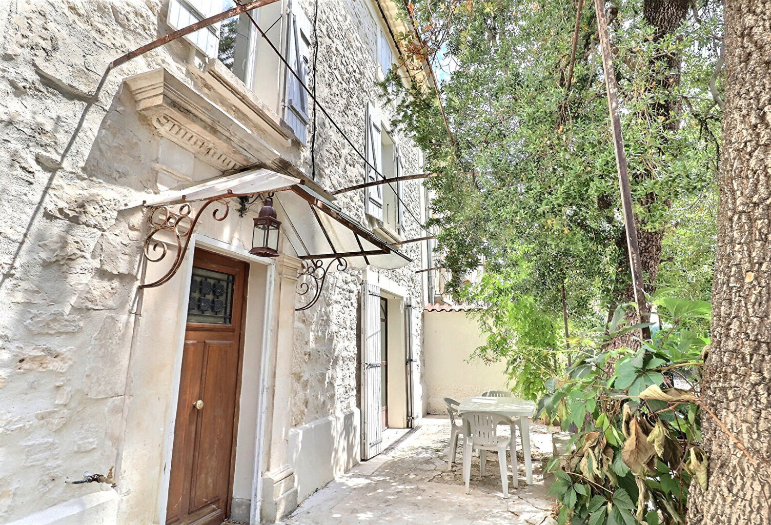 Maison de village Saint Didier 220 m2 , cour, 2 logements et ... — photo 1