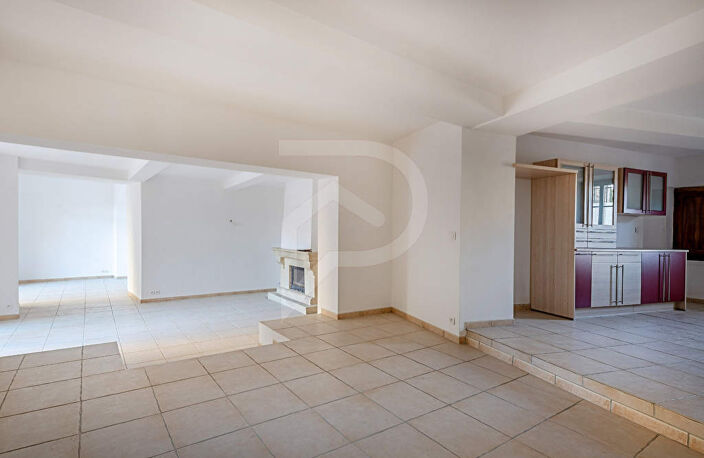 Maison Villes Sur Auzon 8 pièces 353 m2 — photo 3