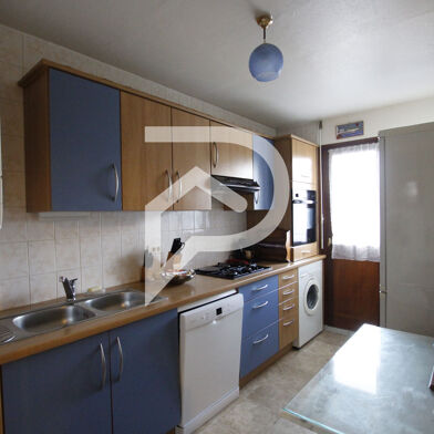 Appartement 4 pièces 137000 €