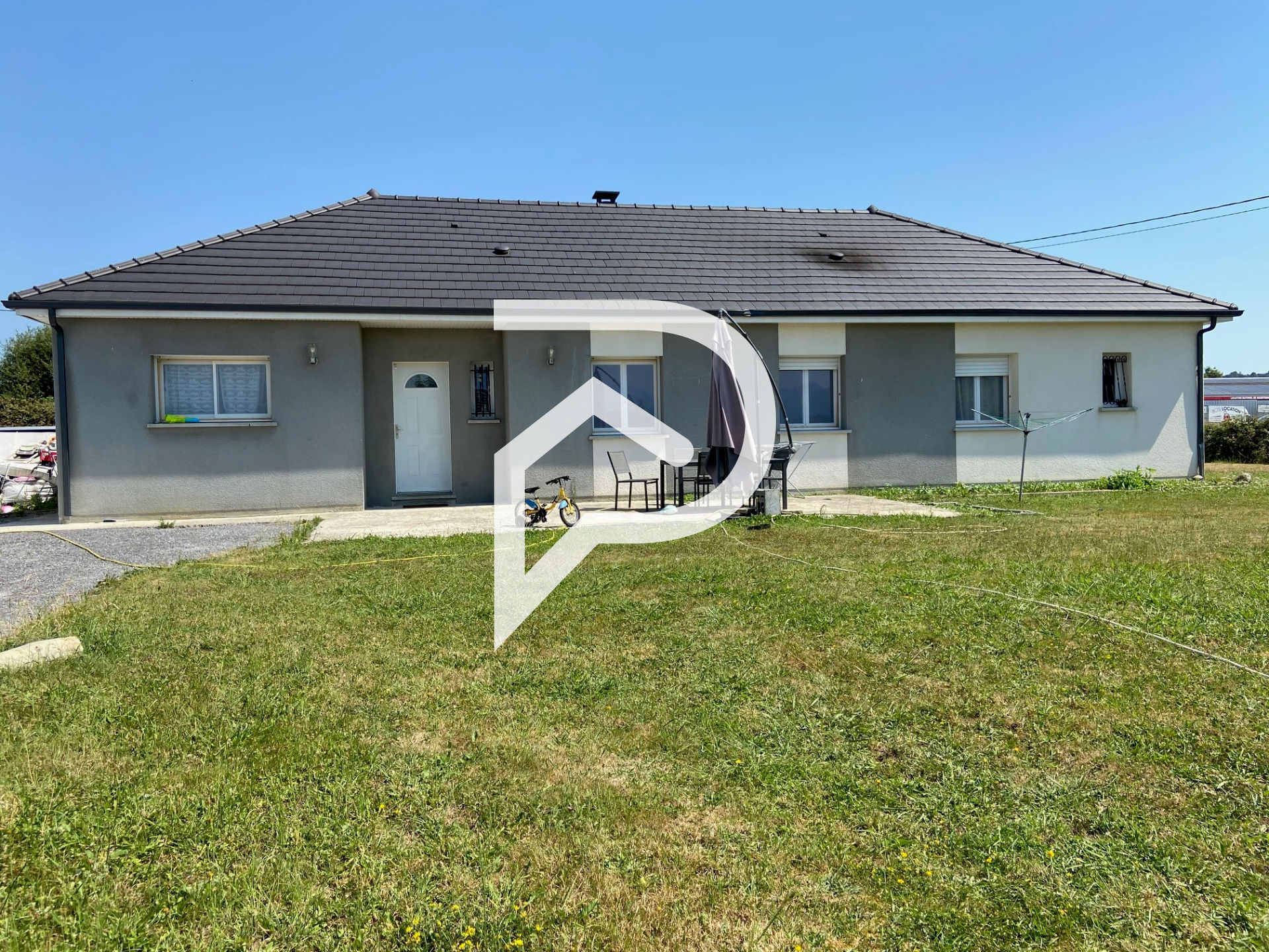 Villa / Maison  T5 à vendre Nousty 64420