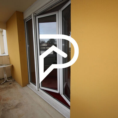 Appartement 1 pièces 82100 €