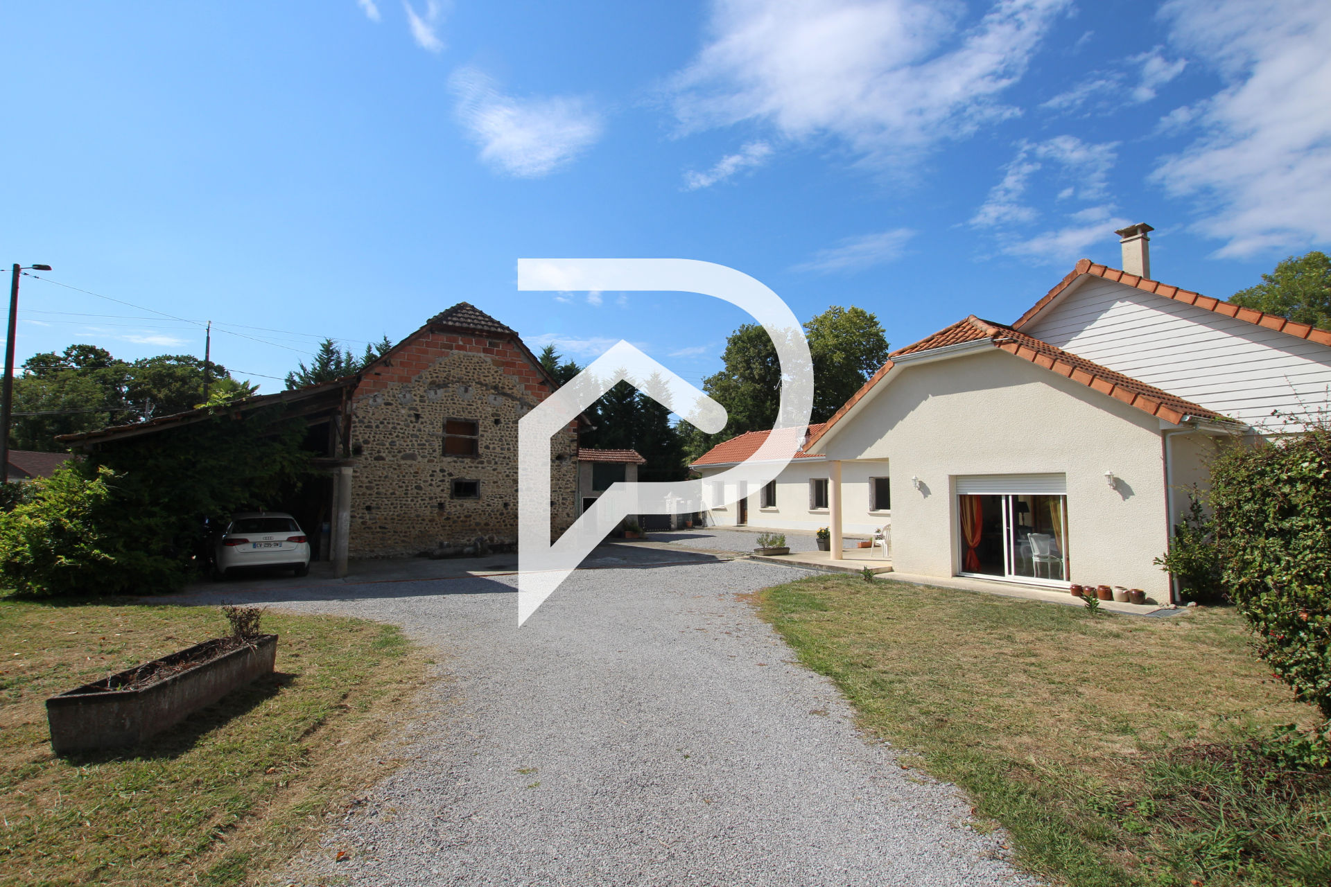 Villa / Maison  T7 à vendre Sendets 64320