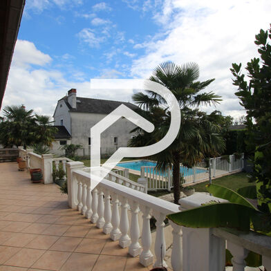 Maison 6 pièces 351100 €