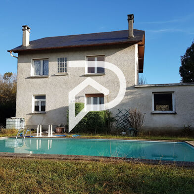 Maison 6 pièces 256100 €