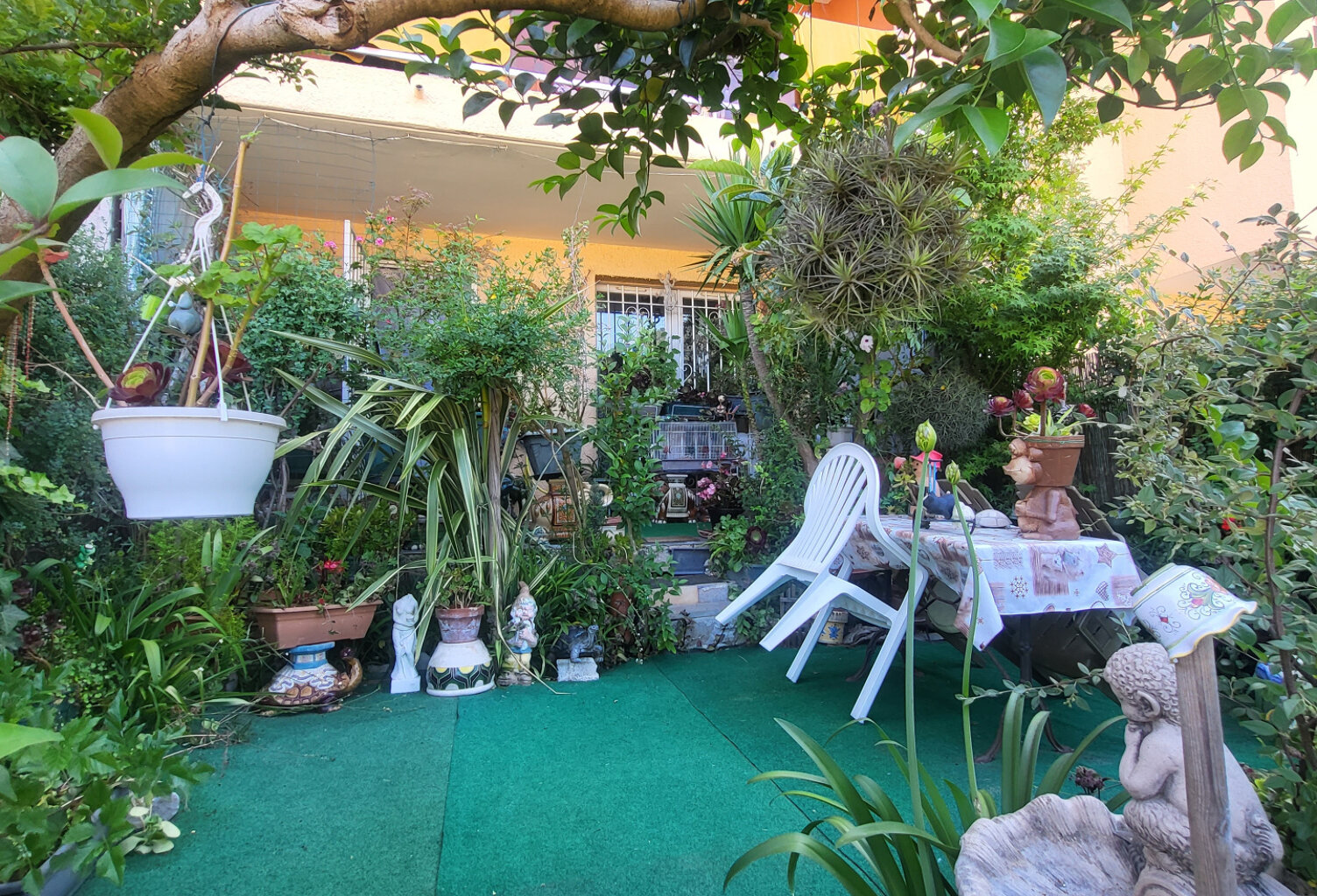 LA TRINITE     REZ-DE-JARDIN — photo 1