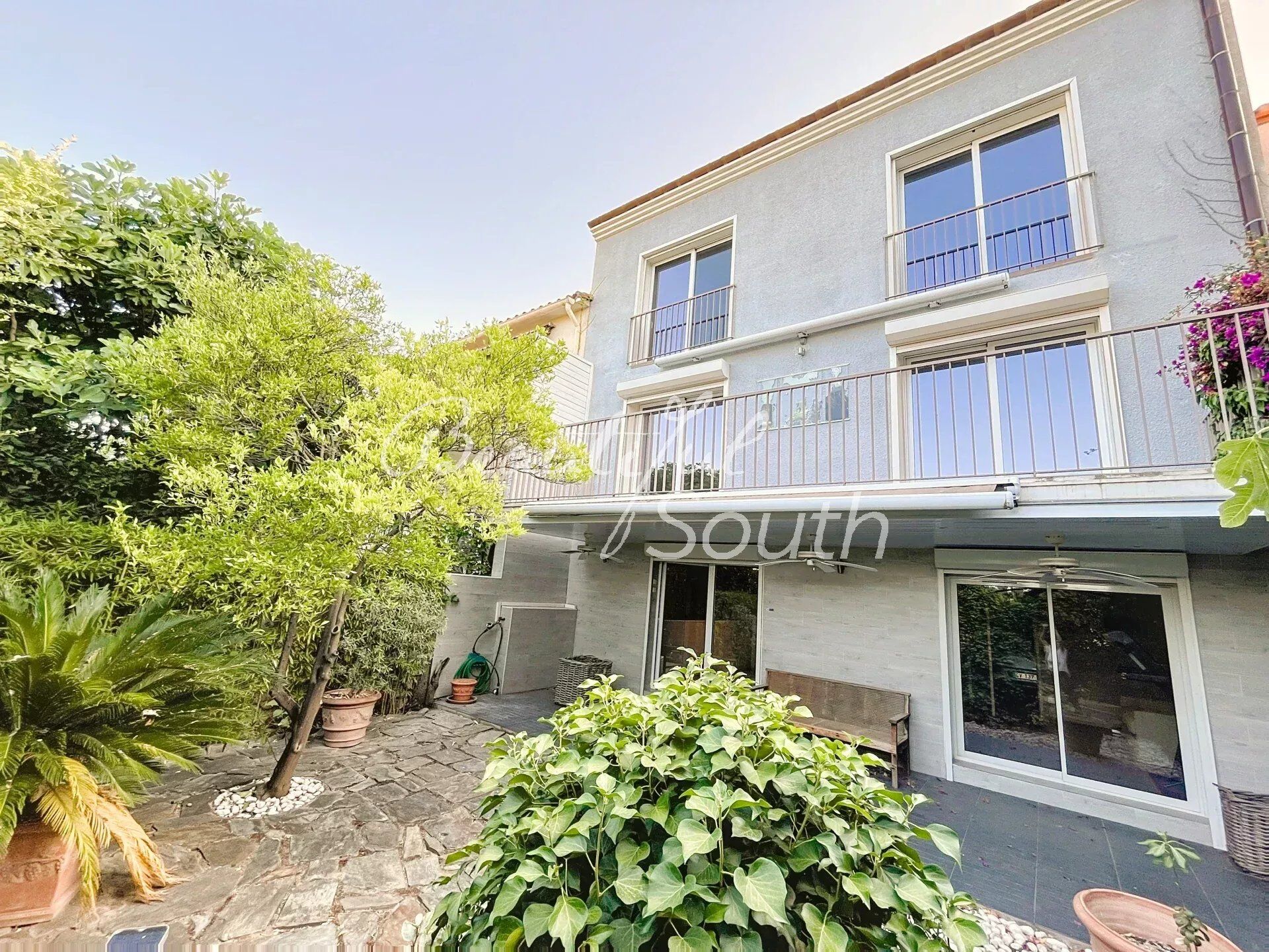 Villa / Maison  T6 à vendre Perpignan 66000