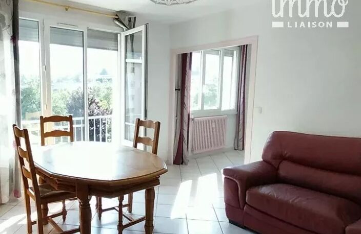 Appartement F4 avec cave et garage — photo 3
