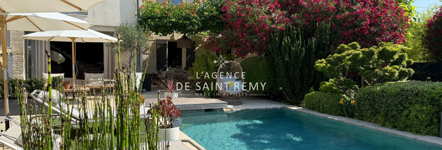 Maison 9 Pièces 240 m² à vendre à Pujaut (30131)