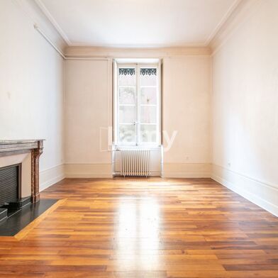 Appartement 4 pièces 341000 €