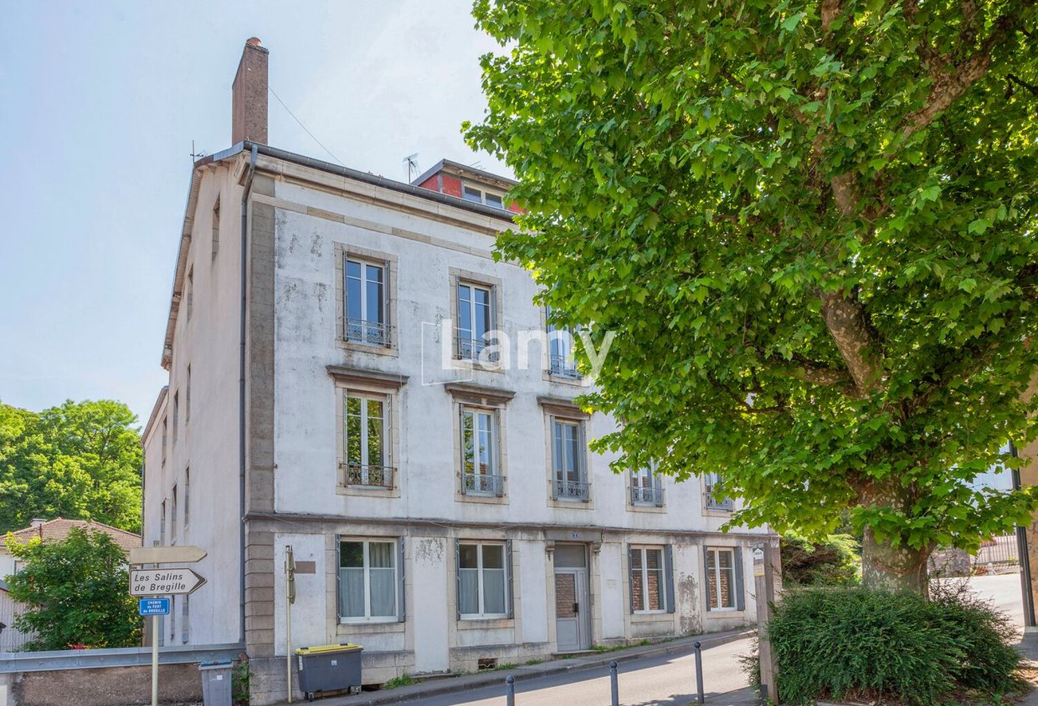 Appartement + cave + grenier + garage — photo 1
