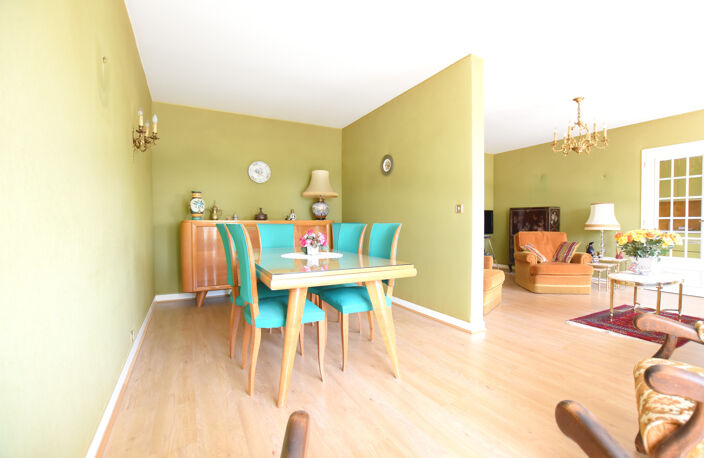 Les Essarts le Roi 78690  Appartement 4 pièces   81,20 m2 — photo 4