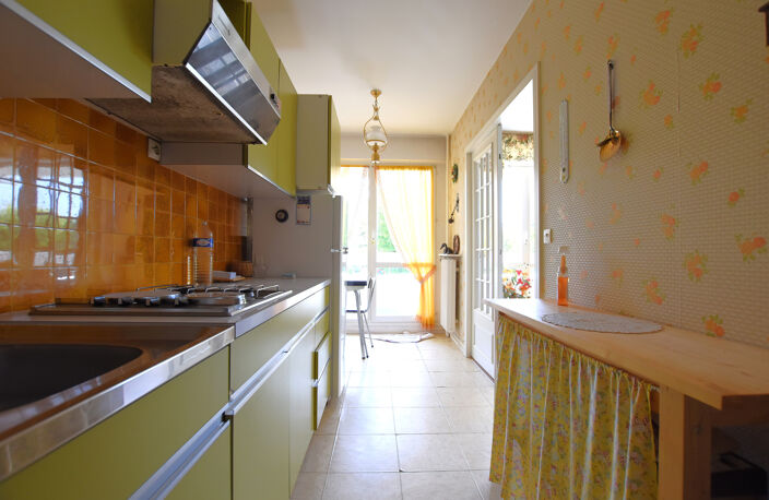 Les Essarts le Roi 78690  Appartement 4 pièces   81,20 m2 — photo 5