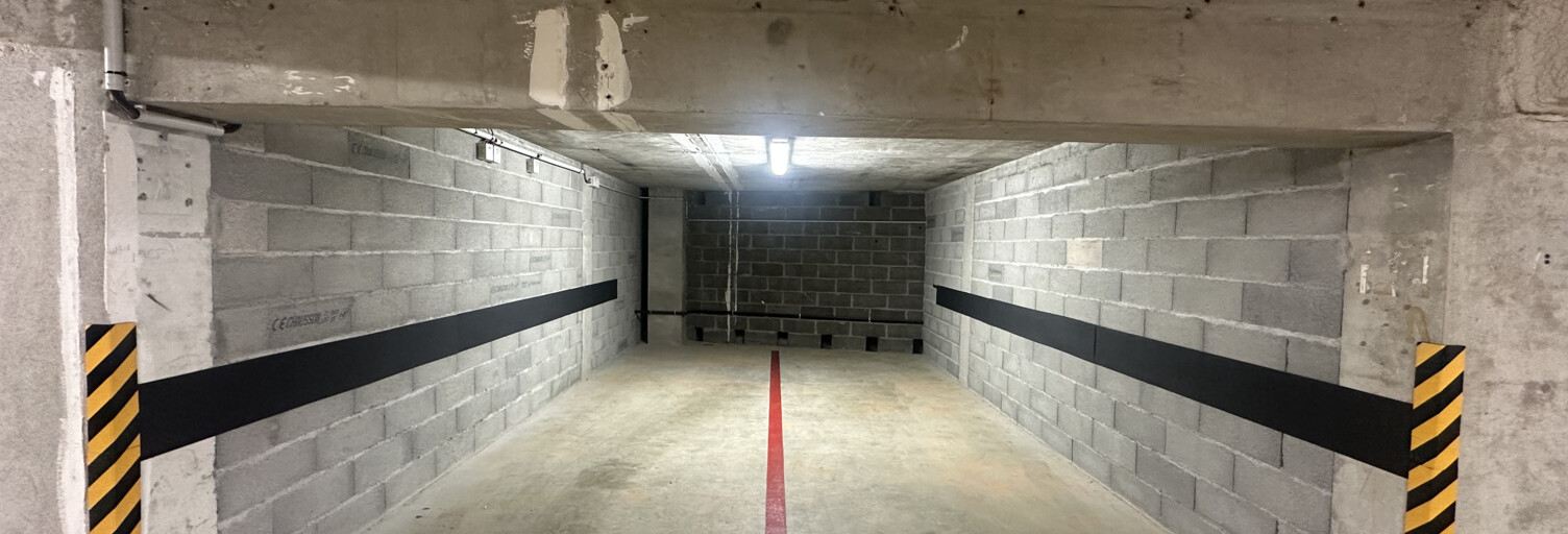 Garage   m² à louer à Toulouse (31000)