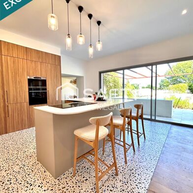 Maison 8 pièces 751000 €