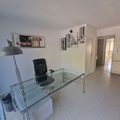 Commerce 2 pièces 215000 €