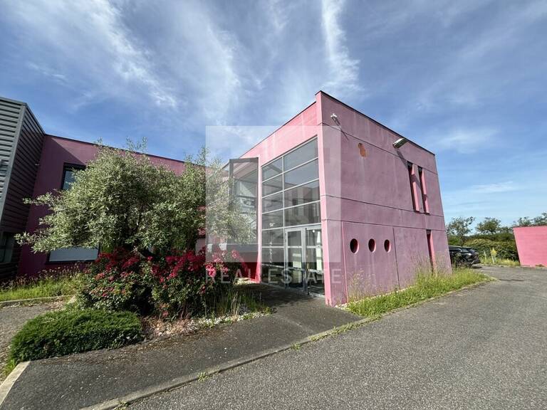 BUREAUX à LOUER — photo 1