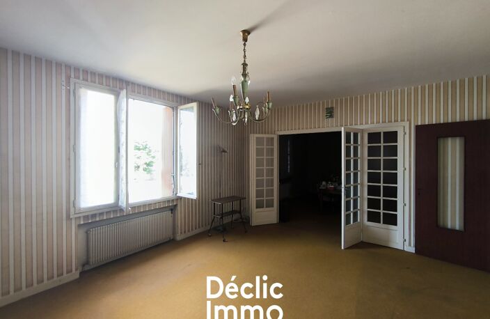 GRANDE MAISON A RENOVER CHAMPOMMIER/PAUL GUERIN — photo 4