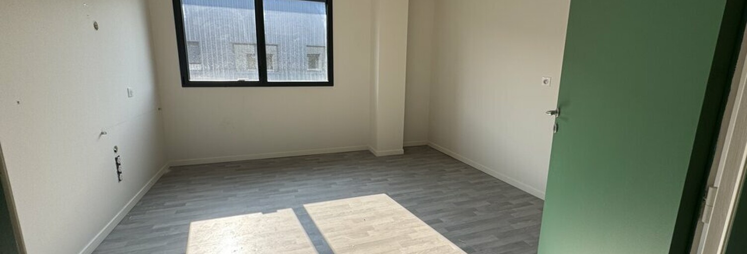 Bureau  200 m² à louer à Tours (37100)