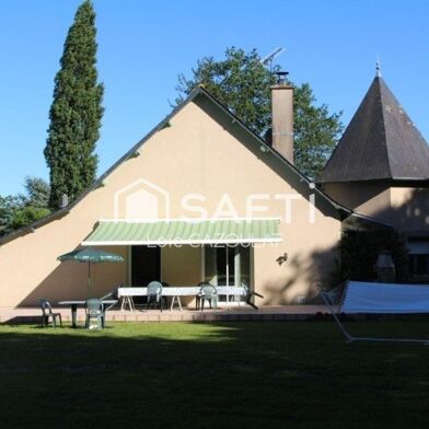 Maison 10 pièces 300000 €