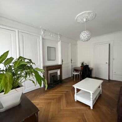 Appartement 3 pièces 965 €