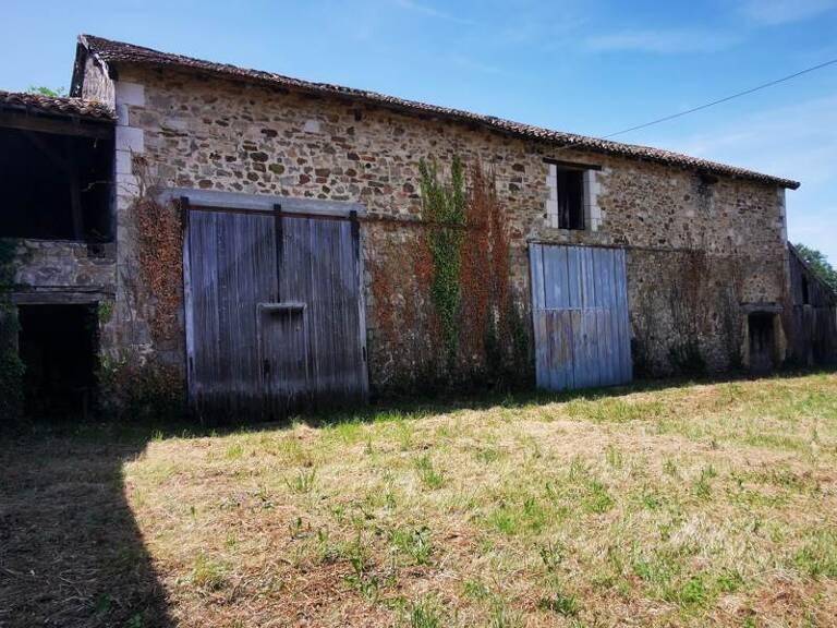Grange de 1 pièces principales — photo 1