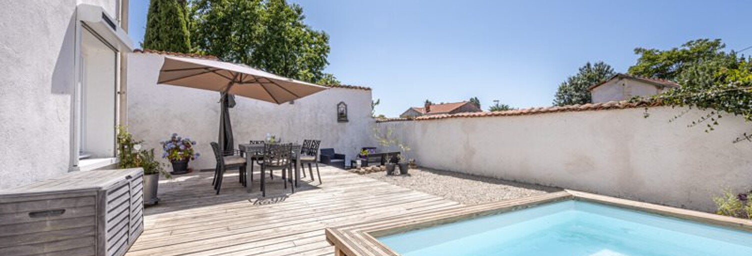 Maison 5 Pièces 133 m² à vendre à Thairé (17290)