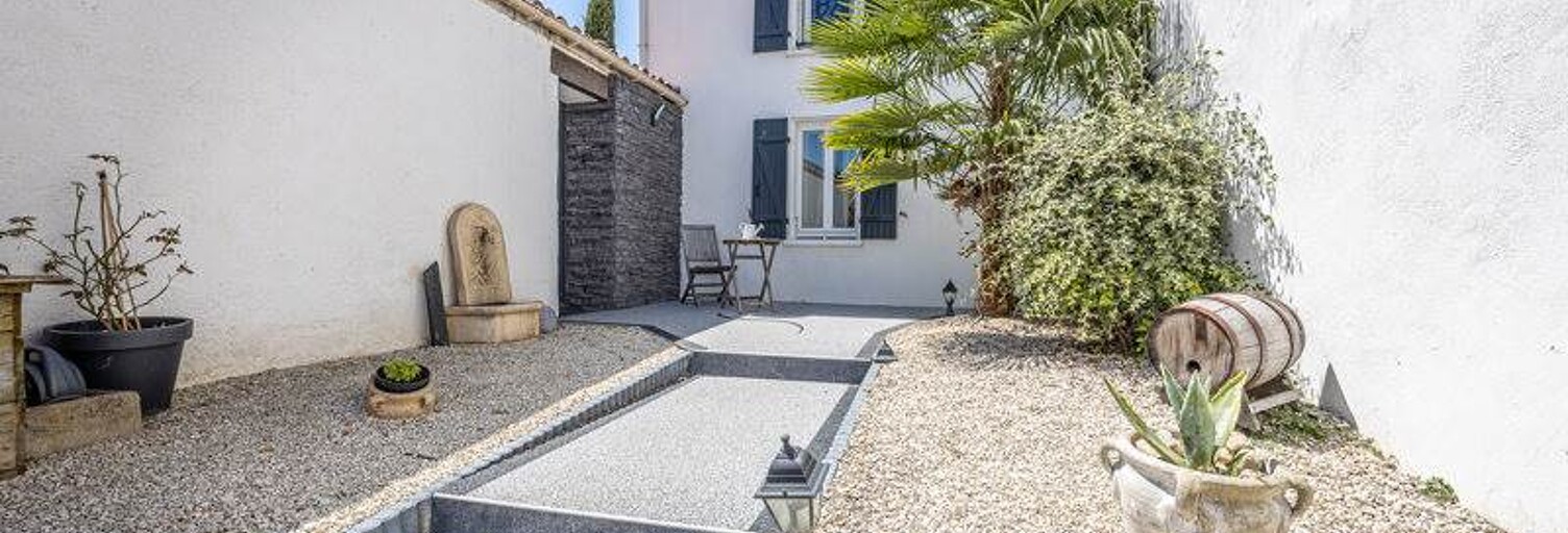 Maison 5 Pièces 133 m² à vendre à Thairé (17290)