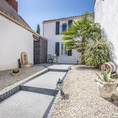 Maison 5 pièces 349900 €
