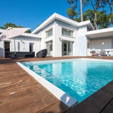 Maison 6 pièces 885700 €