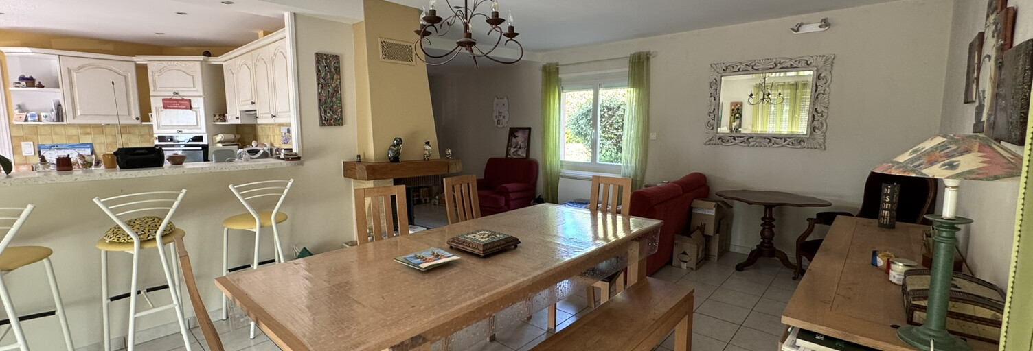 Maison 6 Pièces 156 m² à vendre à Belmont-de-la-Loire (42670)