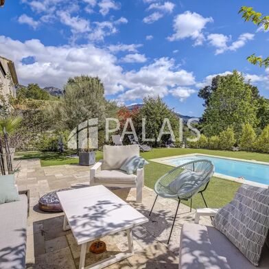 Maison 4 pièces 585000 €