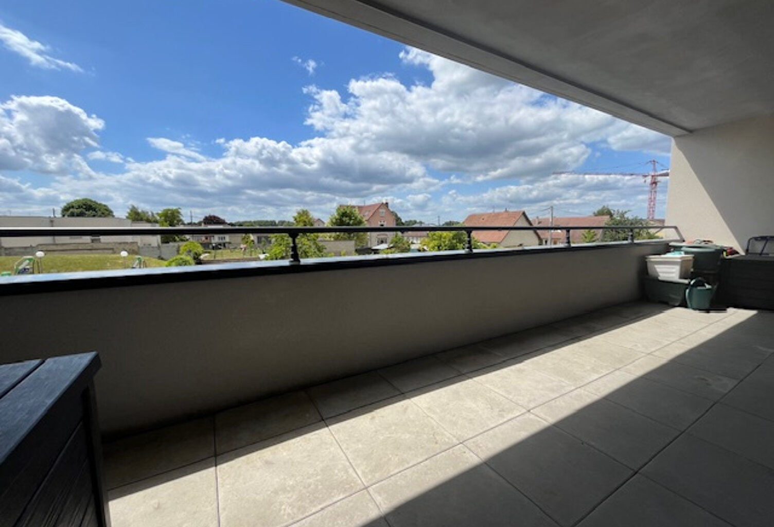 EN EXCLUSIVITE Bel appartement de type 3 avec terrasse et parking sécurisé — photo 1