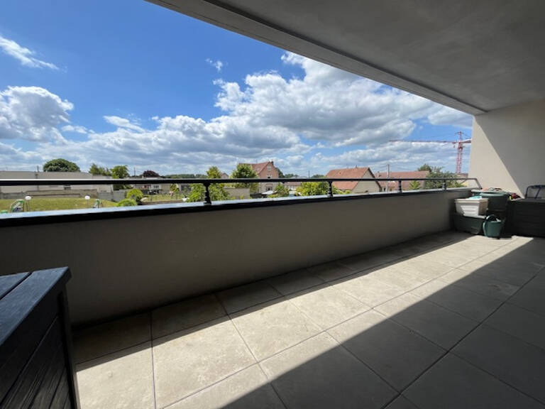 EN EXCLUSIVITE Bel appartement de type 3 avec terrasse et parking sécurisé — photo 1