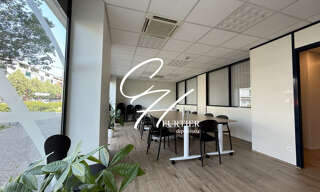 Commerce 14 Pièces 334 m² à louer à Échirolles (38130)