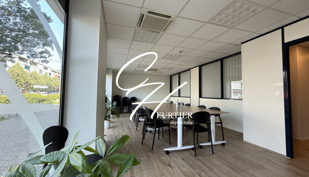 Local commercial 14 pièces  à louer Échirolles 38130