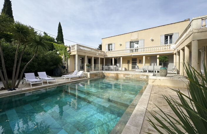 NIMES TOUR MAGNE Splendide villa de prestige 8 pièces 404m2 — photo 3