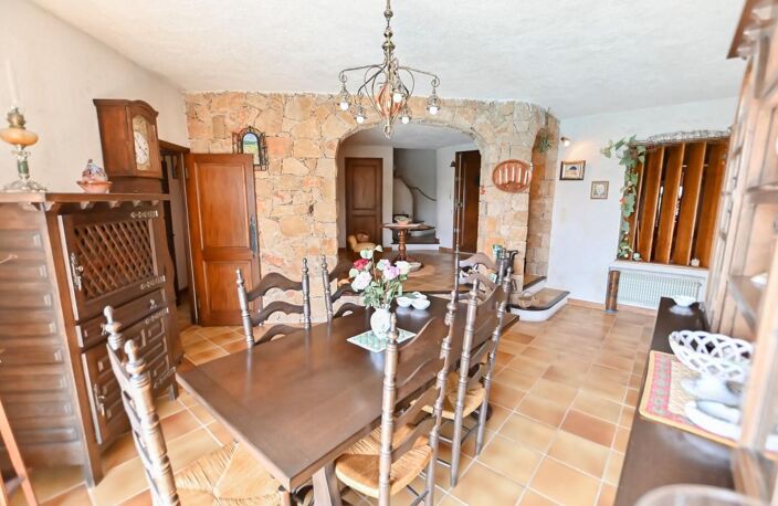 CABRIS / BELLE VILLA DANS SECTEUR RESIDENTIEL — photo 3