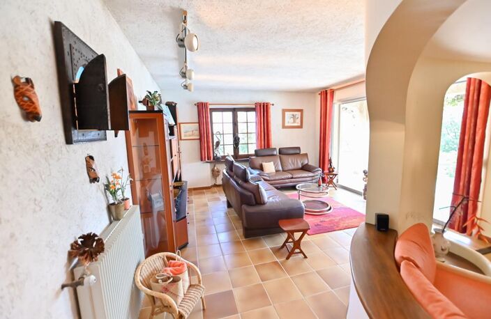 CABRIS / BELLE VILLA DANS SECTEUR RESIDENTIEL — photo 5