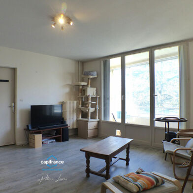 Appartement 4 pièces 77000 €