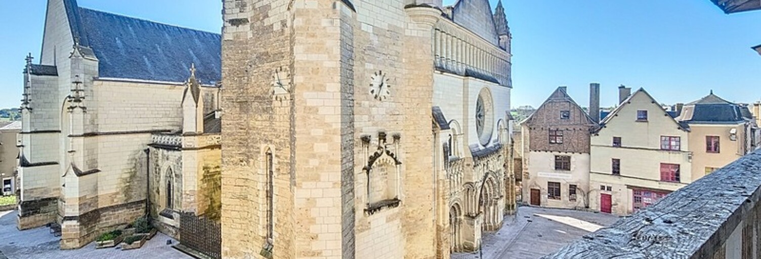 Immeuble  330 m² à vendre à Thouars (79100)